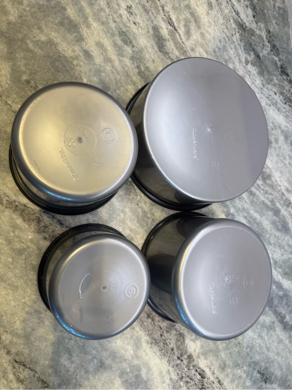 Tupperware Vintage 1980’s 16 Piece Gray Food Storage Canister Set with Lids - Picture 6 of 12